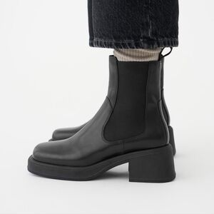 Vagabond Black Ankle Boots